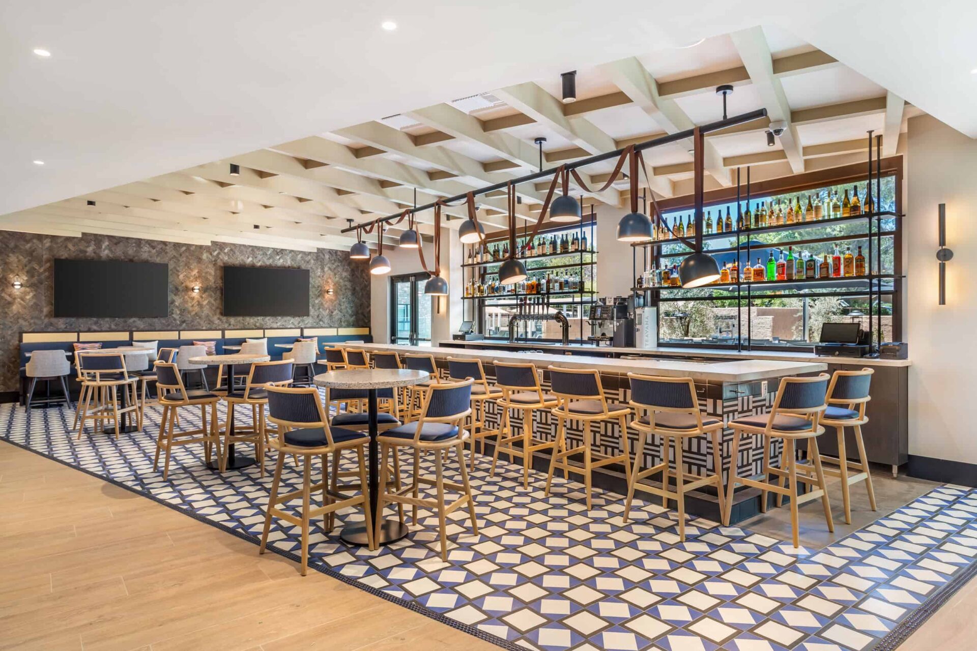 iron horse restaurant & bar